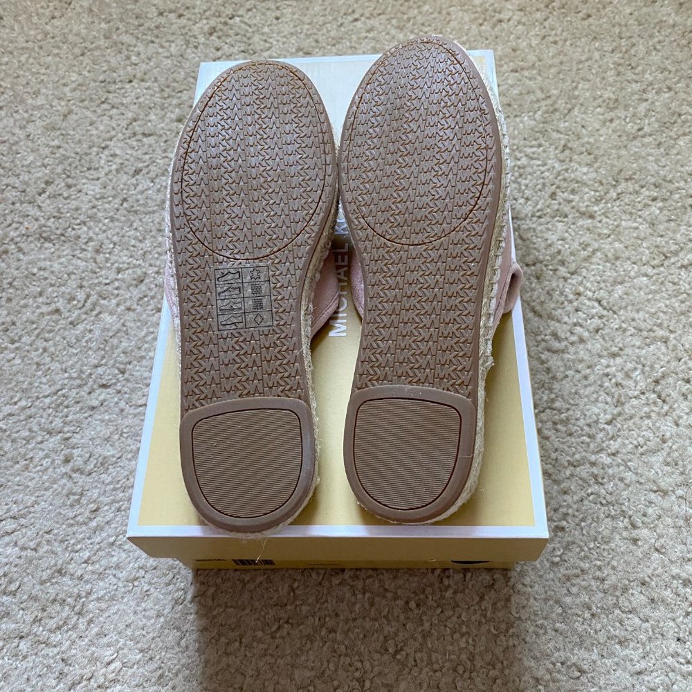 NWT Michael Kors Hastings Pink Suede Slide - Picture 6 of 12